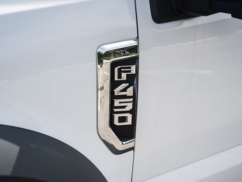 Used 2018 Ford F450 XL w/ Power Equipment Group AWD/4WD image 13