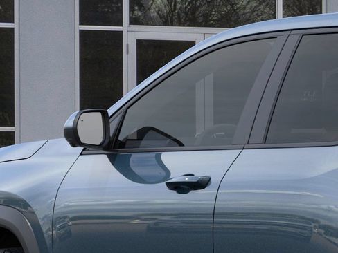 New 2026 Chevrolet Equinox LT w/ Safety and Technology Package FWD image 19