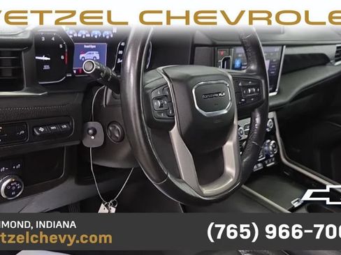 Used 2021 GMC Yukon XL Denali AWD/4WD image 4
