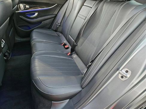 Used 2023 Mercedes-Benz E 450 4MATIC Sedan image 18