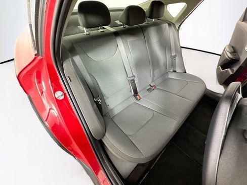 Certified 2025 Kia K4 LXS image 24