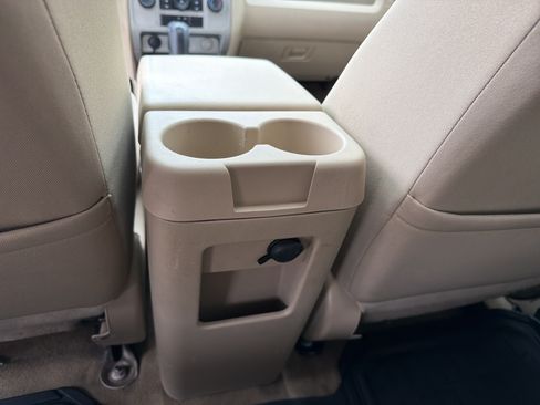 Used 2010 Ford Escape XLT FWD image 11