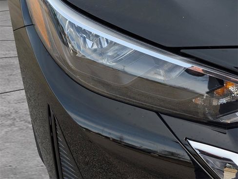 New 2025 Nissan Sentra S image 9