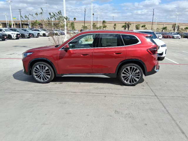 New 2026 BMW X1 xDrive28i w/ Technology Package AWD/4WD image 3