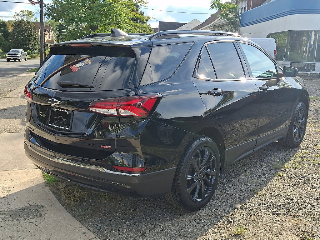 Certified 2023 Chevrolet Equinox RS AWD/4WD image 8