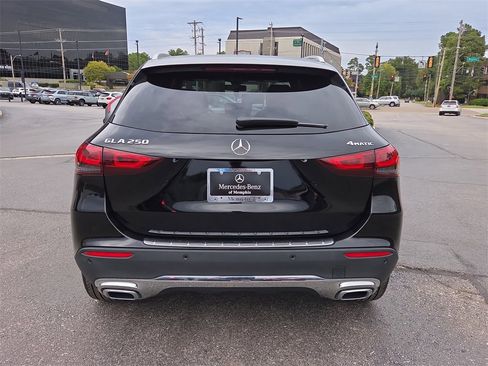Certified 2023 Mercedes-Benz GLA 250 4MATIC w/ Premium Package image 4