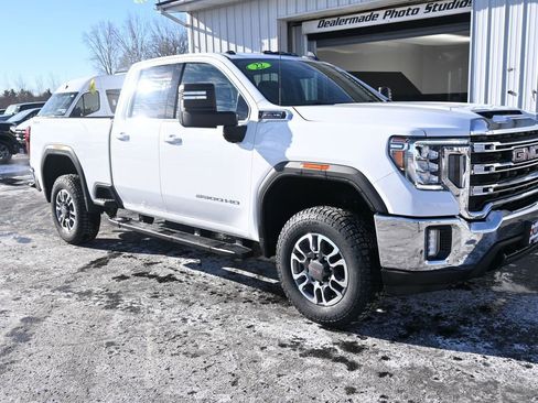 Used 2022 GMC Sierra 2500 SLE w/ SLE Convenience Package image 4