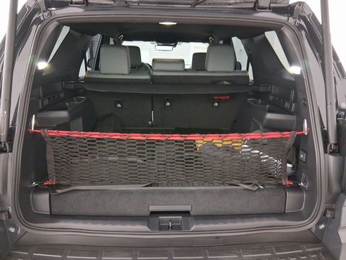 Used 2025 Toyota 4Runner Trailhunter image 28