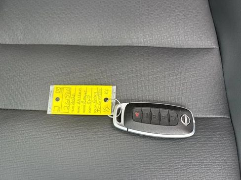 Certified 2026 Nissan Rogue SV w/ SV Premium Package FWD image 51