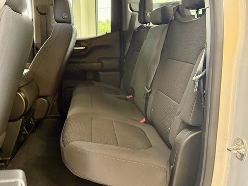 Used 2021 Chevrolet Silverado 1500 Custom w/ Safety Confidence Package AWD/4WD image 17