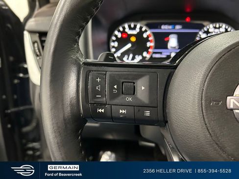 Used 2022 Nissan Rogue SV w/ SV Premium Package image 22