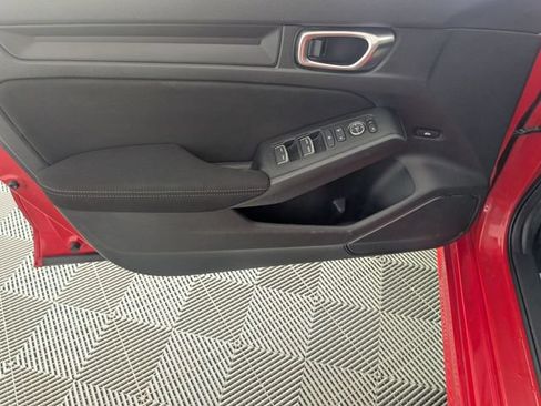 Used 2024 Honda Civic Sport image 11