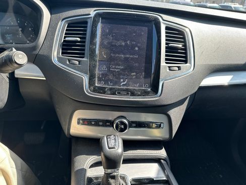Used 2016 Volvo XC90 T5 Momentum FWD image 19