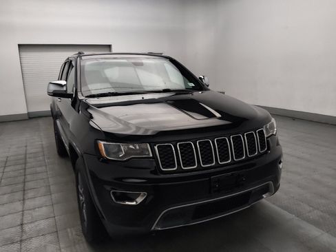 Used 2017 Jeep Grand Cherokee Limited AWD/4WD image 13