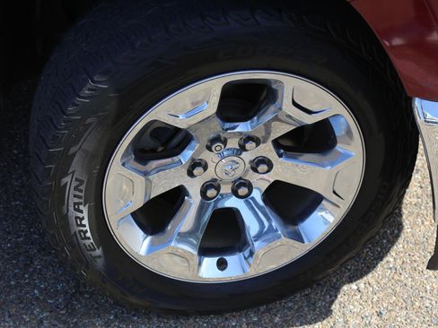 Used 2019 RAM 1500 Big Horn image 11