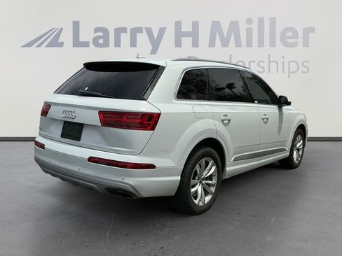 Used 2019 Audi Q7 3.0T Premium AWD/4WD image 5