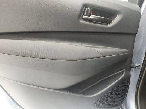 Used 2026 Toyota Corolla LE FWD image 9