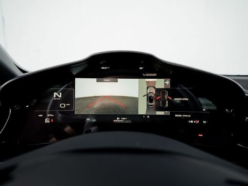 Used 2023 Ferrari Purosangue AWD/4WD image 32