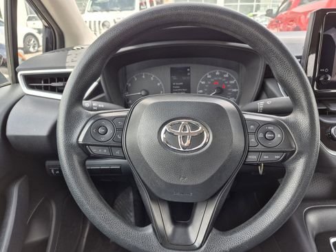 Certified 2024 Toyota Corolla LE image 9