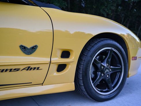 Used 2002 Pontiac Firebird Trans Am RWD image 18