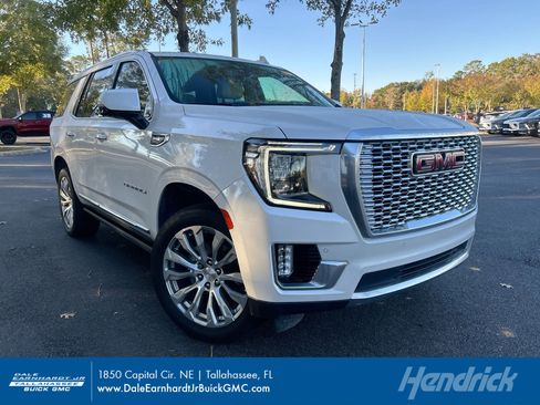 Used 2022 GMC Yukon Denali w/ Denali Premium Package image 1