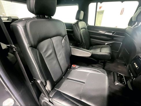 Used 2022 Jeep Wagoneer Series III w/ Convenience Group I image 26