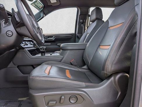 Used 2023 GMC Sierra 1500 AT4 w/ AT4 Premium Package AWD/4WD image 16
