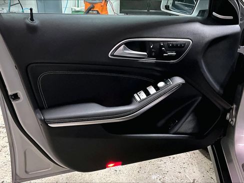 Used 2016 Mercedes-Benz GLA 250 4MATIC image 22