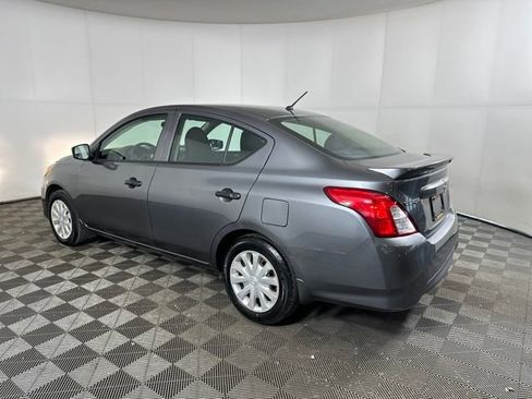 Used 2017 Nissan Versa S Plus image 5