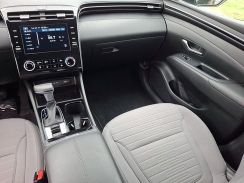 Certified 2022 Hyundai Santa Cruz SE image 16