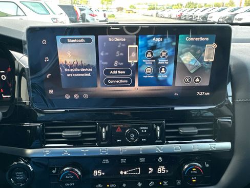 New 2026 Nissan Pathfinder SL AWD/4WD image 30