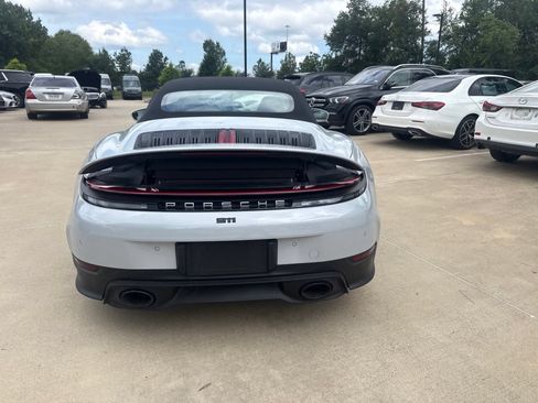 Used 2026 Porsche 911 Carrera RWD image 5