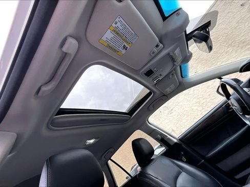 Used 2018 Subaru Outback 3.6R Limited image 13