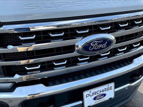 Used 2025 Ford F250 Lariat w/ Lariat Ultimate Package image 34