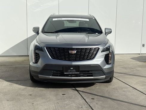 Certified 2023 Cadillac XT4 Premium Luxury image 3