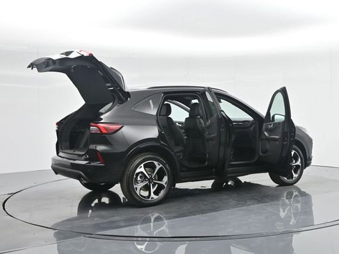 Used 2024 Ford Escape ST-Line Elite image 5