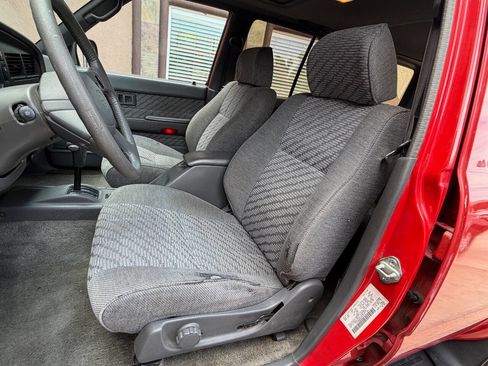 Used 1995 Toyota 4Runner SR5 image 14