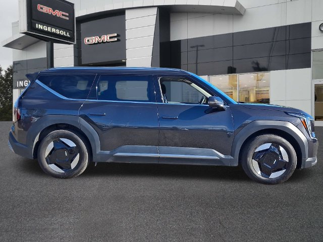 Used 2024 Kia EV9 Wind AWD/4WD image 25