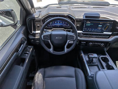 Certified 2025 Chevrolet Silverado 1500 LT Trail Boss w/ Convenience Package II AWD/4WD image 33