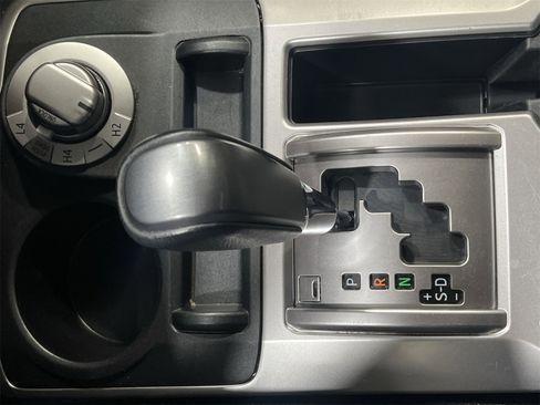 Used 2024 Toyota 4Runner SR5 Premium image 20