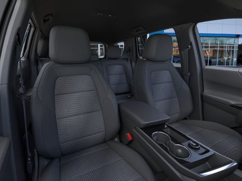 New 2026 Chevrolet Equinox LT w/ LPO, Floor Liner Package AWD/4WD image 40