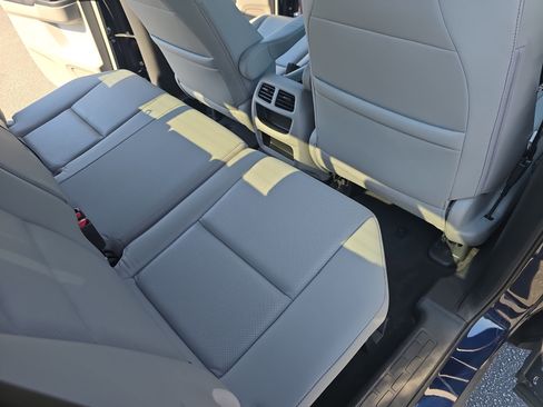 Used 2023 Honda Ridgeline RTL image 11