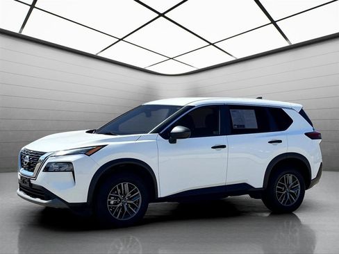 Used 2023 Nissan Rogue S FWD image 1