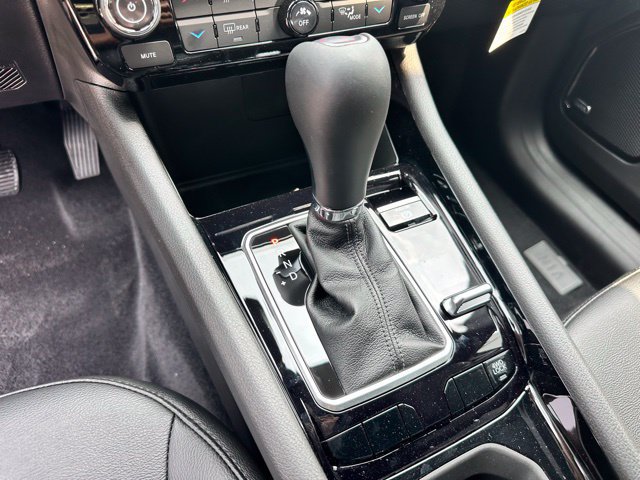 New 2025 Jeep Compass Limited w/ Sun & Sound Group AWD/4WD image 20
