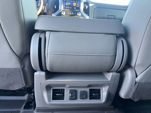 Certified 2020 GMC Sierra 3500 SLT w/ Gooseneck/5TH Wheel Package image 17