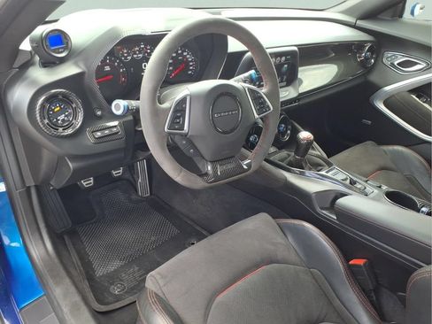 Used 2017 Chevrolet Camaro ZL1 RWD image 24