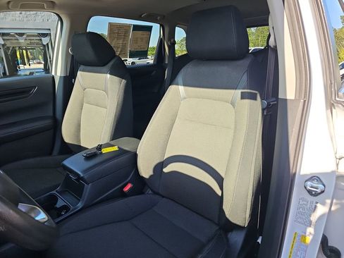 Used 2024 Honda CR-V EX image 18
