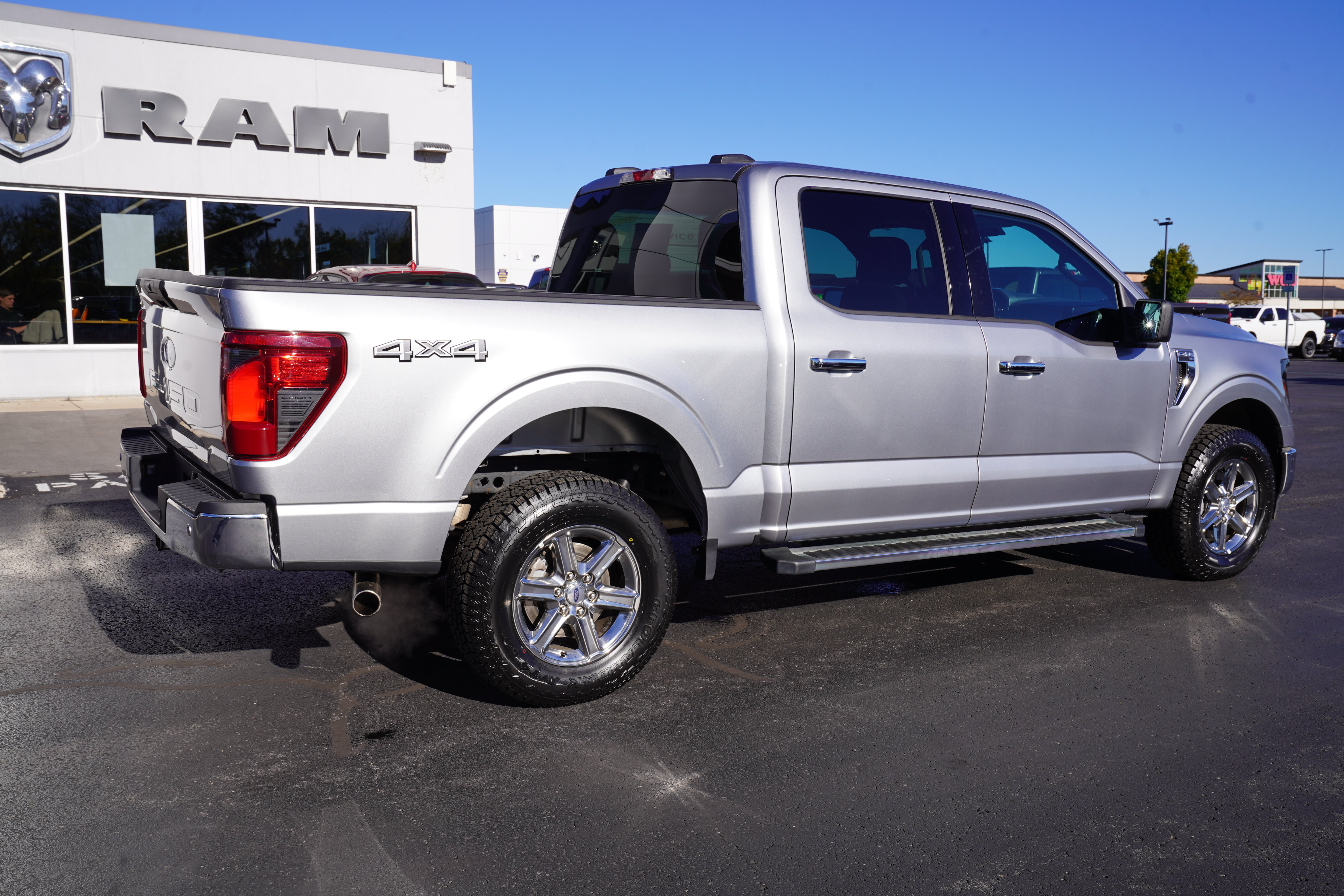 Used 2025 Ford F150 XLT w/ Equipment Group 301A Standard AWD/4WD image 3