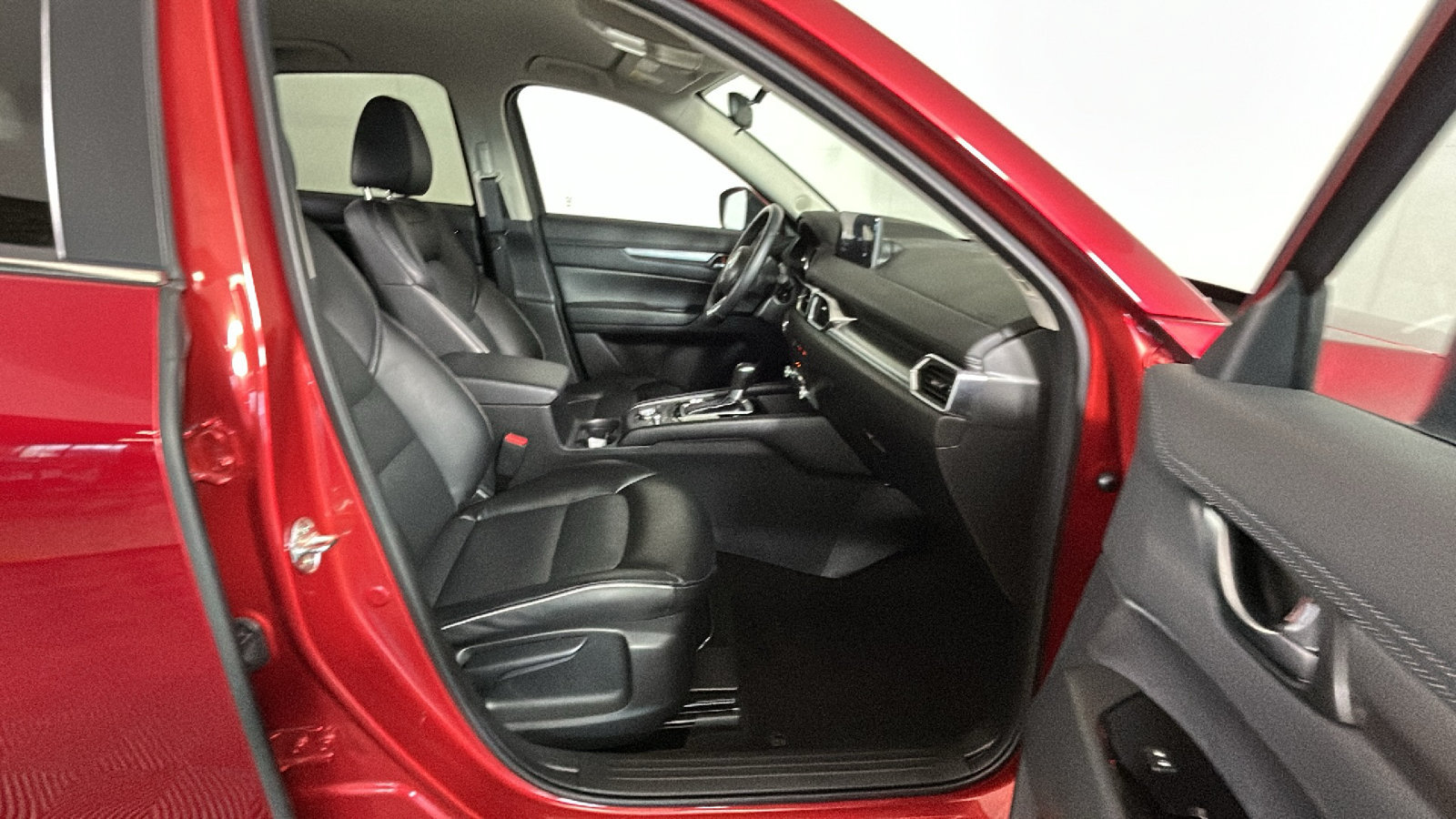 Used 2025 MAZDA CX-5 AWD 2.5 S w/ Select Package image 35