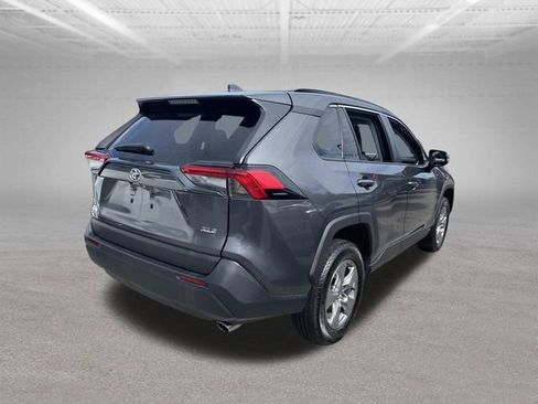 Used 2024 Toyota RAV4 XLE FWD image 10